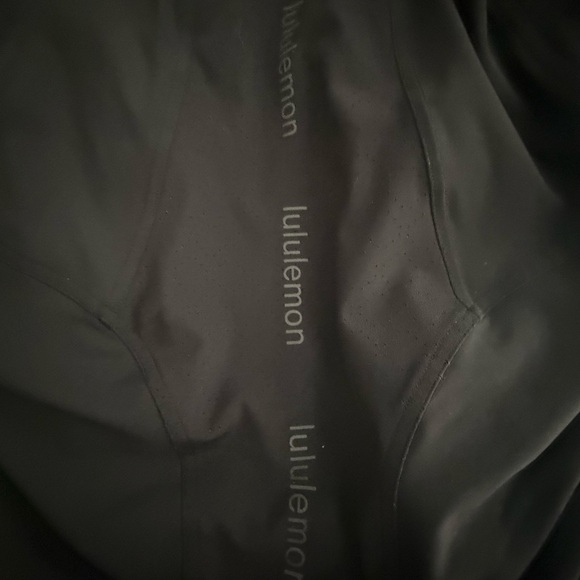 Black Zip-Up Hoodie Lululemon - Picture 3 of 3